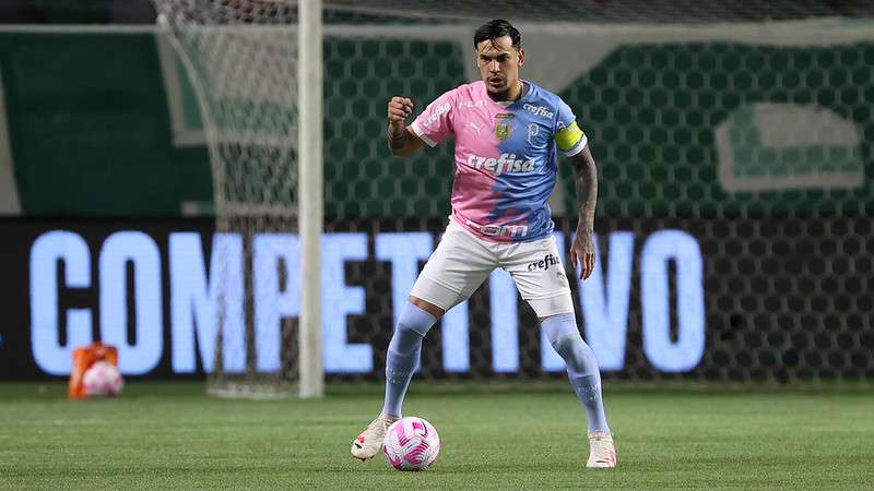 Gustavo Gómez em jogo do Palmeiras contra o Atlético-MG, durante partida válida pela vigésima sétima rodada do Brasileirão 2023, no Allianz Parque.