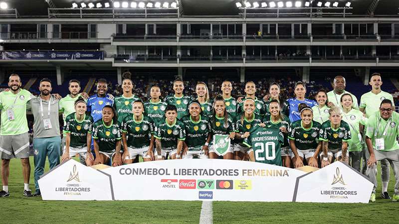 Mais uma final! Andressinha celebra classificação do Palmeiras