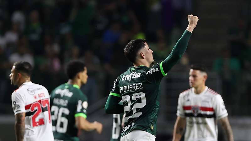 Piquerez comemora seu gol pelo Palmeiras contra o SPFC, durante partida válida pela vigésima nona rodada, do Brasileirão 2023, no Allianz Parque.