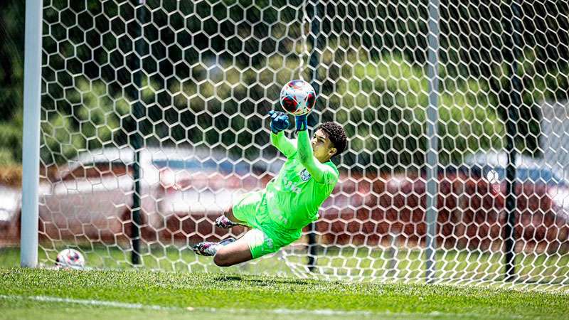 Base: Audo Ventilari, goleiro do Sub-13, defende pênalti do filho de Fagner e classifica Palmeiras à final do Paulista.