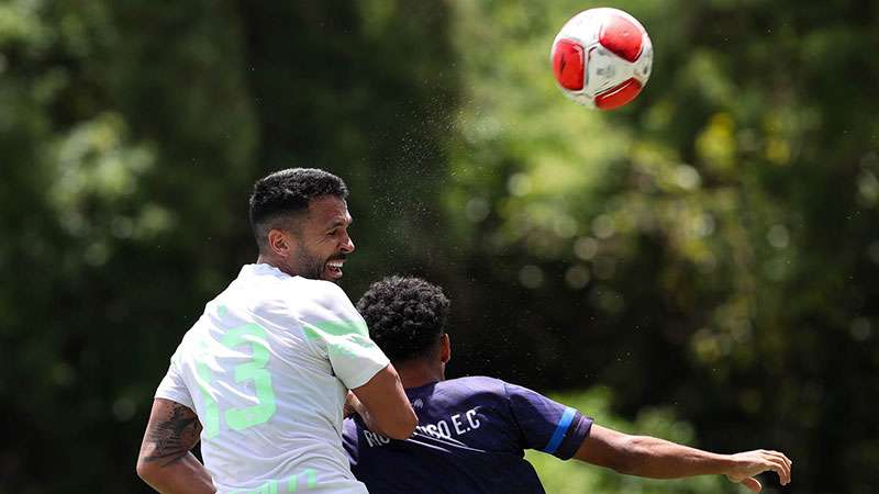 Jogo-treino: Palmeiras goleia Rio Branco; Jogadores da Copinha participam do amistoso e se destacam.