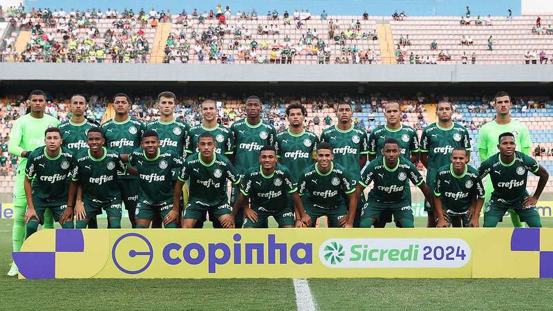 Atletas do Sub-20 do Palmeiras em partida contra o Aster Itaquá-SP, válida pela terceira fase da Copa São Paulo de Futebol Júnior, na Arena Barueri, em Barueiri-SP.