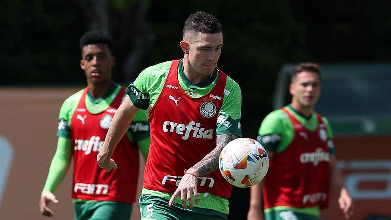 Aníbal Moreno durante treinamento do Palmeiras, na Academia de Futebol.