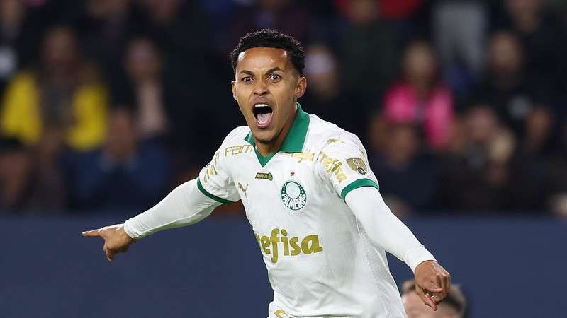 Lázaro comemora seu gol pelo Palmeiras contra o Independiente Del Valle, durante partida válida pela fase de grupo da Libertadores 2024, no estádio Banco Guayaquil.