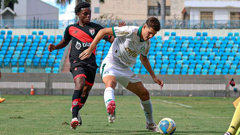 Palmeiras engata a quinta, goleia fora de casa e confirma ótima fase no Brasileiro Sub-20.