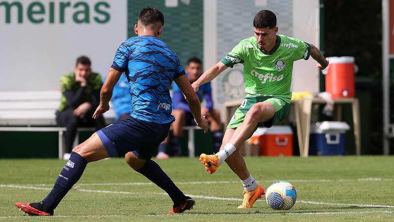 Rômulo durante jogo-treino do Palmeiras  contra o São Caetano, na Academia de Futebol.