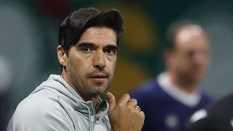 Abel Ferreira em jogo do Palmeiras contra o Bahia, durante partida válida pela décima quinta rodada do Brasileirão 2024, no Allianz Parque.