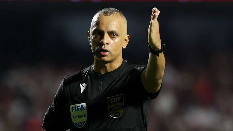Wilton Pereira Sampaio em jogo do Palmeiras e SPFC, durante partida válida pela quarta rodada do Brasileirão 2024, no Morumbis.