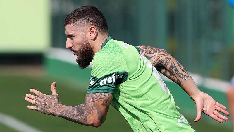 Zé Rafael durante treinamento do Palmeiras na Academia de Futebol.