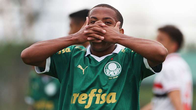 Palmeiras Sub-20 goleia e lidera o Paulista.