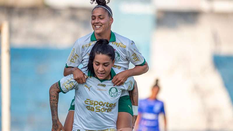 Palmeiras Feminino vence Taubaté e mantém liderança no Campeonato Paulista.