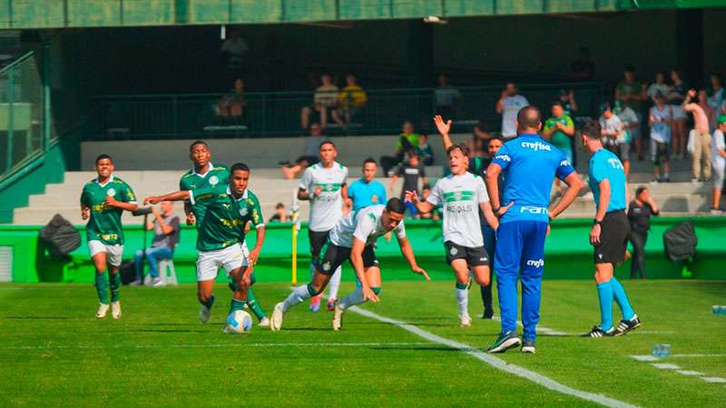 Centroavante decide e Palmeiras larga em vantagem nas oitavas da Copa do Brasil Sub-20.