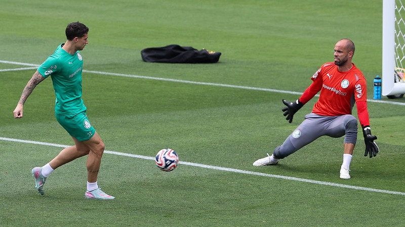 Palmeiras treina finalizações em Greensboro