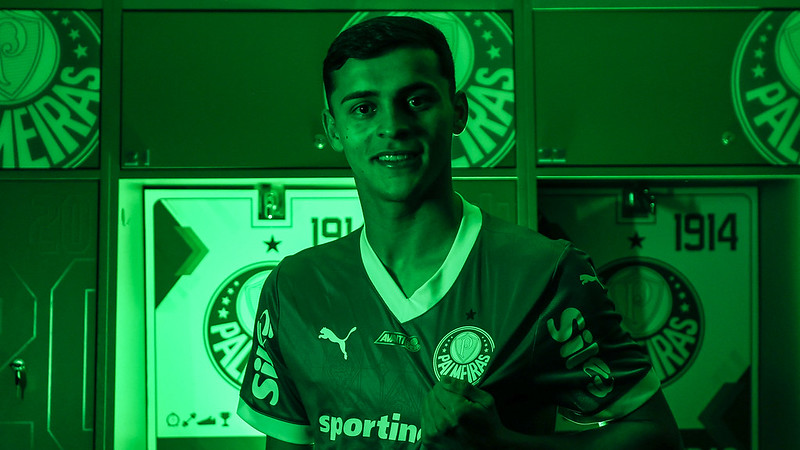 Apresentação de Ramón Sosa, novo atleta da SE Palmeiras, na Academia de Futebol, em São Paulo-SP.