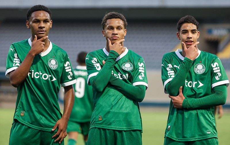 Base do Palmeiras lidera com folga os campeonatos mais importantes do Brasil