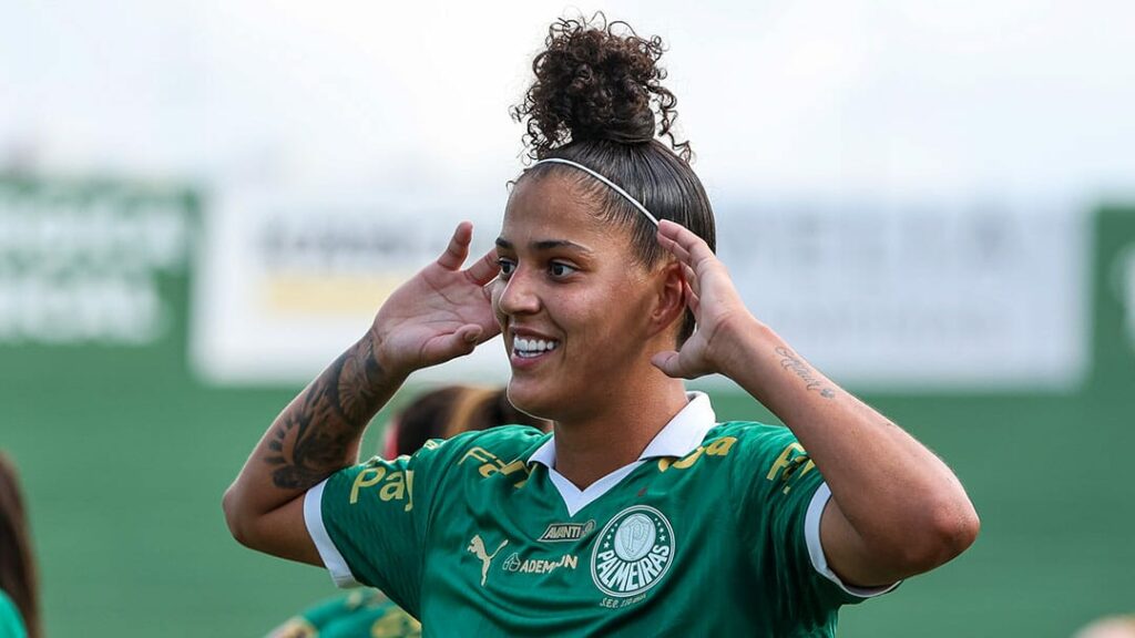 Amanda Gutierres, atacante do Palmeiras