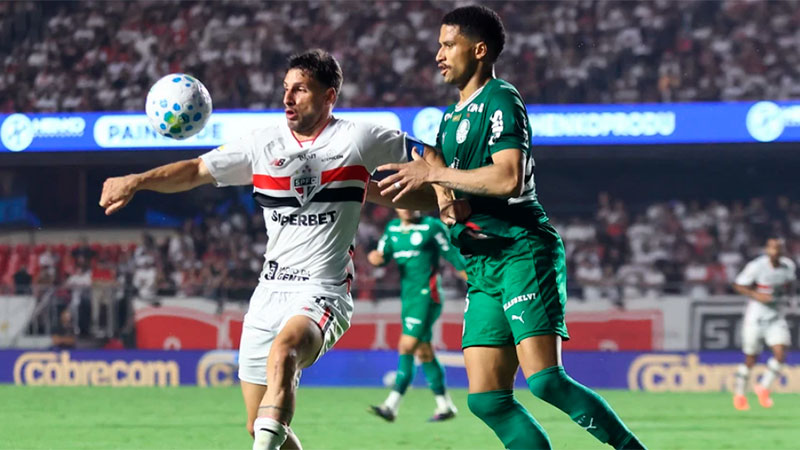 Palmeiras durante uma partida, refletindo as tendências de apostas esportivas